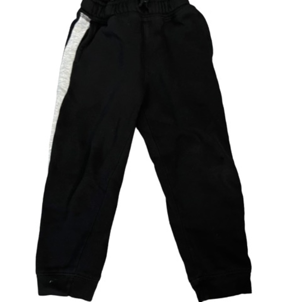 Boys 4T Sweat Pants with 2 side pockets